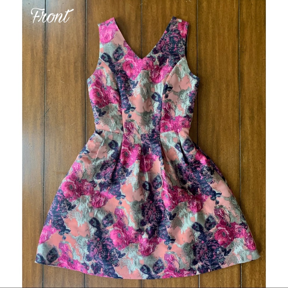 Women’s Semi Formal Dress